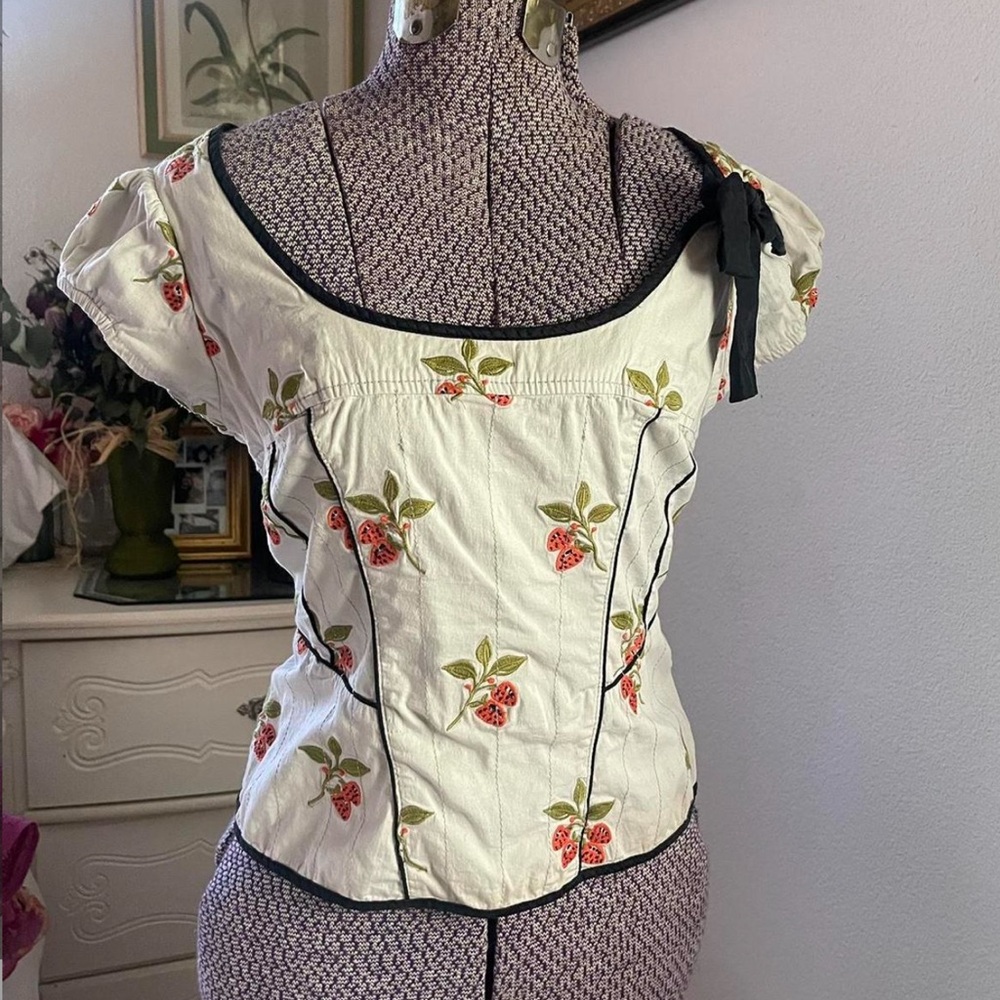 Vintage blouse strawberry and Black Accents bow cottage core top